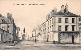 CHERBOURG - La Route Des Casernes - Très Bon état - Cherbourg