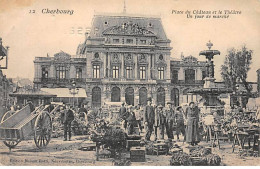 CHERBOURG - Place Du Château Et Le Théâtre - Un Jour De Marché - Très Bon état - Cherbourg