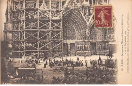 REIMS - Campement Allemand Devant La Cathédrale 1914 - Très Bon état - Reims