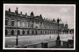 AK Berlin, Zeughaus Mit Strasse Und Dom  - Mitte