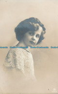 R113826 Old Postcard. Little Girls Portrait. Carlton. 1911 - Welt