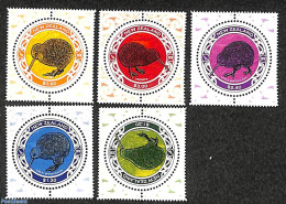 New Zealand 2018 Kiwi Round 5v, Mint NH, Nature - Various - Birds - Round-shaped Stamps - Unused Stamps