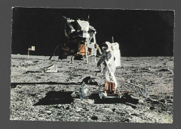 Moonwalk 1969 Astronaut Edwin Aldrin Photo Card Maanlanding Htje - Sterrenkunde