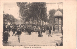 FR66 PERPIGNAN - Brun 902 - MANIFESTATION VITICOLE De 1907 - Vue Prise De La Place Arago - Très Animée - Belle - Eventi