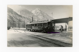 Photo Automotrice MC BCFe 4/4 2 Gare 1953 Valais VS Suisse CH Locomotive Gare Chemin Fer Montagne Martigny Châtelard - Trains