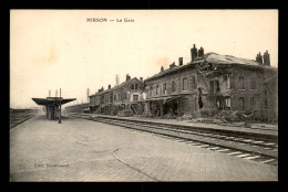 02 - HIRSON - LA GARE DE CHEMIN DE FER DETRUITE - Hirson