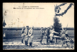 02 - CAMP DE SISSONNE - DISTRIBUTION DE RECOMPENSES AUX BONS TIREURS - Sissonne