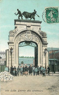 59 - Lille - Entrée Des Abattoirs - Animée - Colorisée - Oblitération Ronde De 1908 - CPA - Voir Scans Recto-Verso - Lille