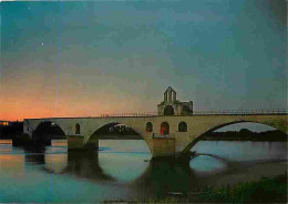 84 - Avignon - Le Pont Saint Bénézet La Nuit - CPM - Voir Scans Recto-Verso - Avignon