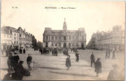 86 POITIERS  Carte Postale Ancienne[65225] - Other & Unclassified