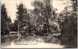 58 SAINT AMAND EN PUISAYE  Carte Postale Ancienne [65991] - Other & Unclassified