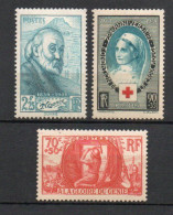 - FRANCE N° 421/23 Neufs ** MNH - Paul Cézanne + Croix-Rouge + Génie Militaire 1939 - Cote 46,00 € - - Neufs