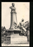 CPA Vittel, Le Monument Bouloumié  - Otros & Sin Clasificación