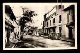 ALGERIE - FORT-NATIONAL - RUE RANTON - GRAND HOTEL - AUTOMOBILE ANCIENNE - Other & Unclassified