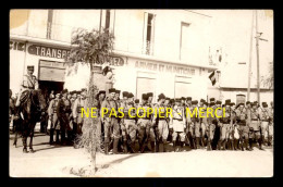 ALGERIE - FORT-NATIONAL - GROUPE DE MILITAIRES- CARTE PHOTO ORIGINALE - Otros & Sin Clasificación