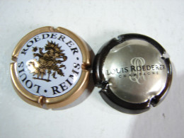 Cap. 64. Deux Champagnes Louis Roederer, Blanc Et Or Et Beige Et Brun - Röderer, Louis