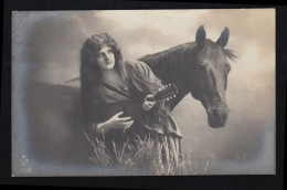 Liebes-AK Foto: Frau Mit Laute Und Pferd, DRESDEN-ALTSTADT 3.10.1921 - Non Classés