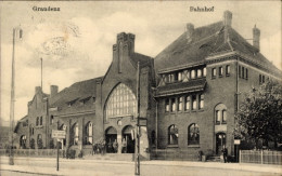 CPA Grudziądz Graudenz Westpreußen, Bahnhof, Straßenseite - Westpreussen