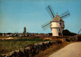 N°42635 Z -cpsm Le Moulin De La Masse Et Le Bourg De Batz- - Molinos De Viento