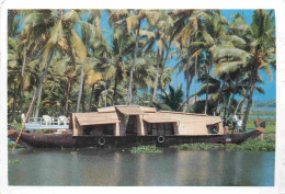 Inde - Kerala - Back Waters - India - CPM - Etat Pli Visible - Voir Scans Recto-Verso - Indien