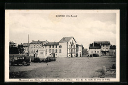 CPA Loudes, Monument Aux Morts De La Guerre, Place Et Hotels  - Loudes