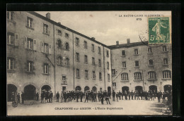 CPA Craponne-sur-Arzon, L`Ecole Supèrieure  - Craponne Sur Arzon