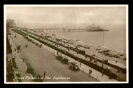 ROYAUME-UNI - ANGLETERRE - EASTBOURNE - GRAND PARADE AND PIER - Eastbourne