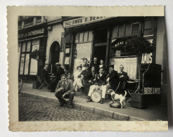 Photographie Ancienne Avec Personnages - Bar Du Centre à Metz (place De La Cathédrale) - Denis Perrin - Plaatsen