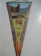 Fanion Souvenir Touristique/COLLIOURE/ Catalogne / PYRENEES Orientales  / Vers 1960-1970                   DFA72 - Flaggen
