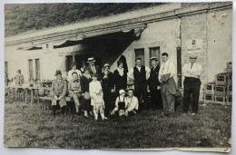 Carte Photo Avec Nombreux Personnages - Fêtes Militaires 12 Juin 1932 - Café Bar Denis Perrin Metz - Bière Amos - Lieux