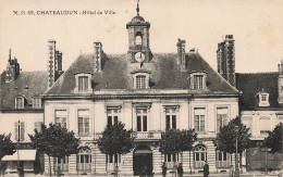 28 CHATEAUDUN L HOTEL DE VILLLE - Chateaudun