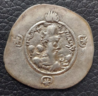 SASANIAN KINGS. Hormazd IV. 579-590 AD. Silver Drachm Year 2 Mint Isfahan - Iran