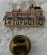 Pin's - Ville - Le Puy Du Fou - - Città