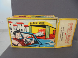 LES JOUETS ROBBY : Garage Robby à Portes Coulissantes, Avec Boîte D'origine - Jouets Anciens