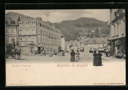 CPA Bagnères-de-Bigorre, La Place Lafayette  - Sonstige & Ohne Zuordnung