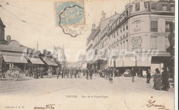 Carte Postale CPA Troyes (10) Rue De La République 1905 Au Coin De Rue Et Pâtisserie Confiserie - Troyes