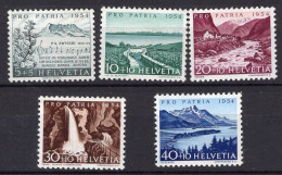 T3819 - SWITZERLAND Yv N°548/52 ** Pro Patria Fete Nationale - Unused Stamps