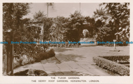 R115369 The Tudor Gardens. The Derry Roof Gardens. Kensington. London. Derry And - Sonstige & Ohne Zuordnung