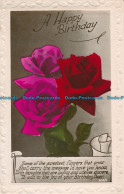 R114148 Greeting Postcard. A Happy Birthday. Roses. RP. 1935 - Wereld
