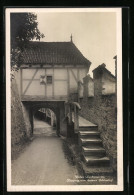 AK Vaduz, Schloss Vaduz, Ausgang Vom äussern Schlosshof  - Liechtenstein