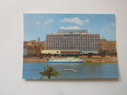 LE CAIRE - Hôtel Hilton Et L'Hôtel Flottant Isis - Hotels & Gaststätten