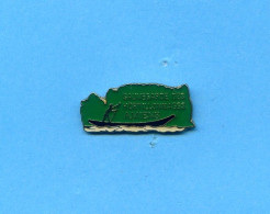 Rare Pins Hortillonnage Amiens Somme E135 - Steden