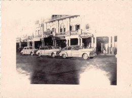 Photo Originale 1953-  Militaria - Inde - Escale A Calcutta ( Kolkata )- Princess Grand Et Taxis  - Krieg, Militär