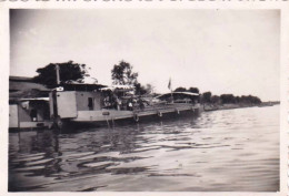 Photo Originale 1953-  Militaria - Cambodge - Phnom Penh -  Notre Chaland CB058 - War, Military