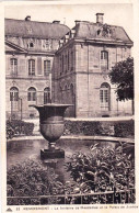 88 - Vosges -  REMIREMONT - La Fontaine De Mesdames Et Le Palais De Justice - Remiremont