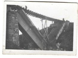 Photo Originale -  Militaire - Allemagne -  Guerre 1939 - 1945 -  Soldats Allemands - Pont Detruit - Krieg, Militär