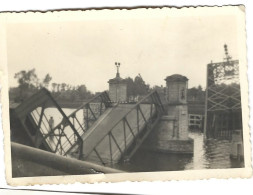 Photo Originale -  Militaire - Allemagne -  Guerre 1939 - 1945 -  Soldats Allemands - Pont Detruit - Guerra, Militares