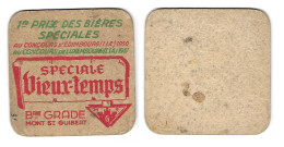 15a Brie. Grade Mont St Guibert  Spéciale Vieux Temps 1950 - 1951 (groen-rood) - Beer Mats