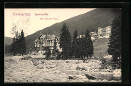 AK Spindelmühle-Spindleruv Mlyn, Steinige Uferpartie Mit Blick Auf Das Hotel Deutscher Kaiser  - Tschechische Republik