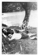 Photographie Vintage Photo Snapshot Sieste Repos La Varenne - Andere & Zonder Classificatie